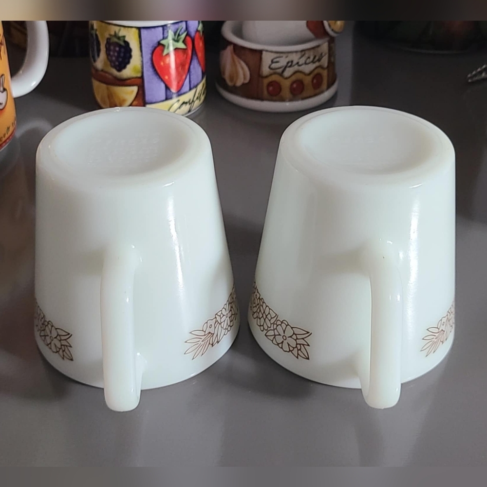 Pyrex Mugs - Picture 4 of 5